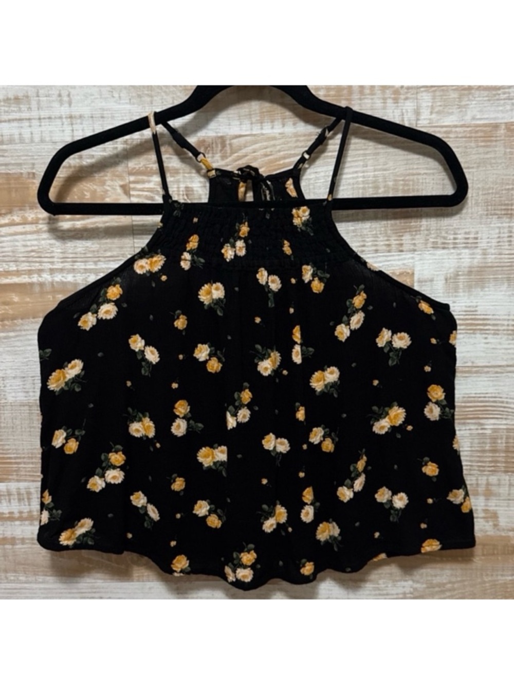 Women’s Flowy Spaghetti Strap Top in Black with Floral Print Size XS